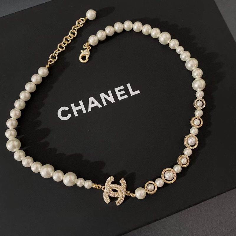 Chanel necklace 1lyx121